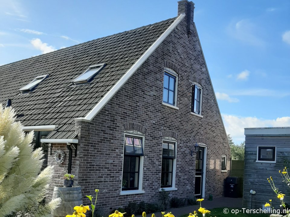 Buitenaanzicht Noordhoorn Buitenaanzicht Noordhoorn